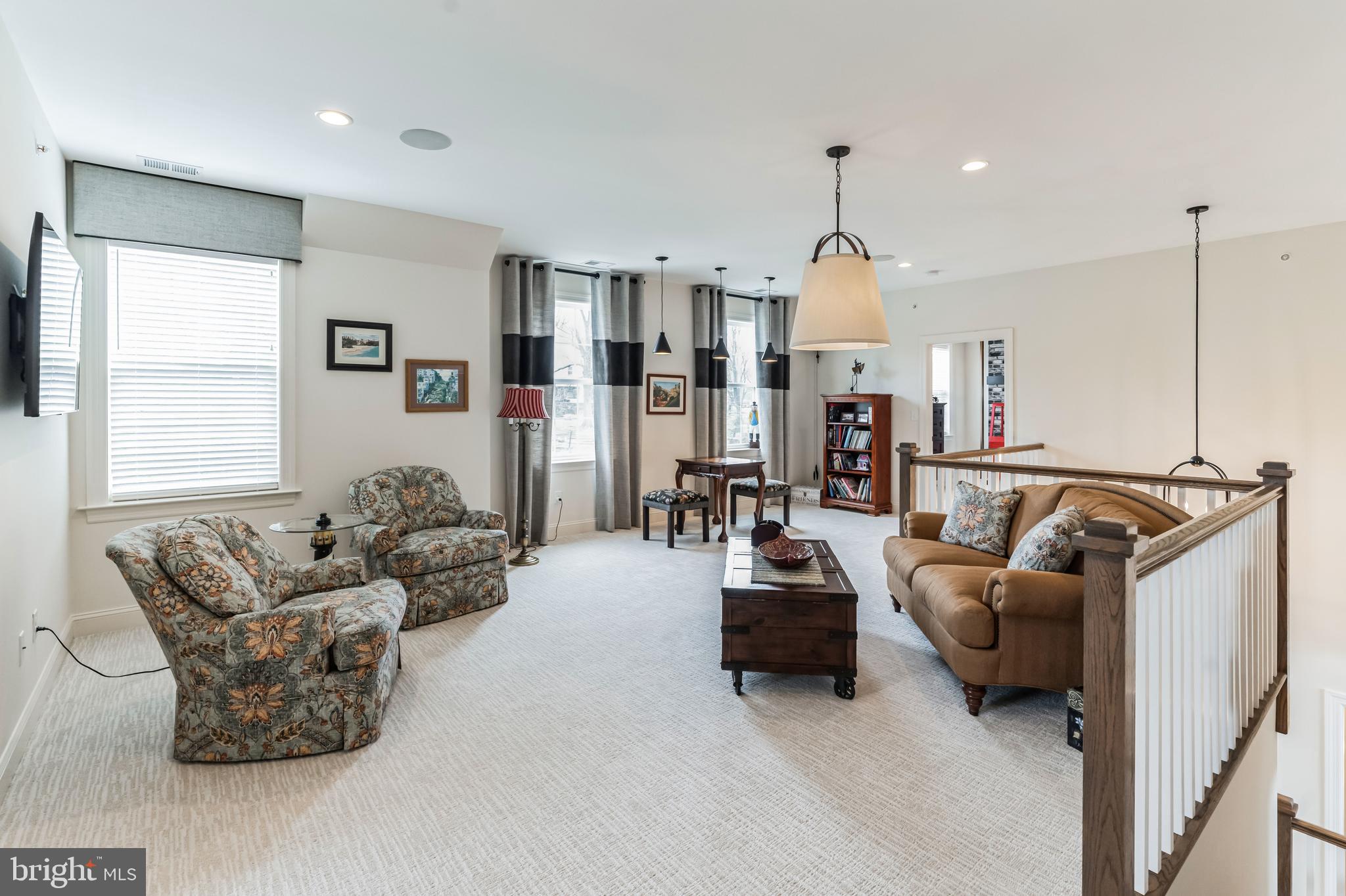 SQUIRES RIDGE - Residential