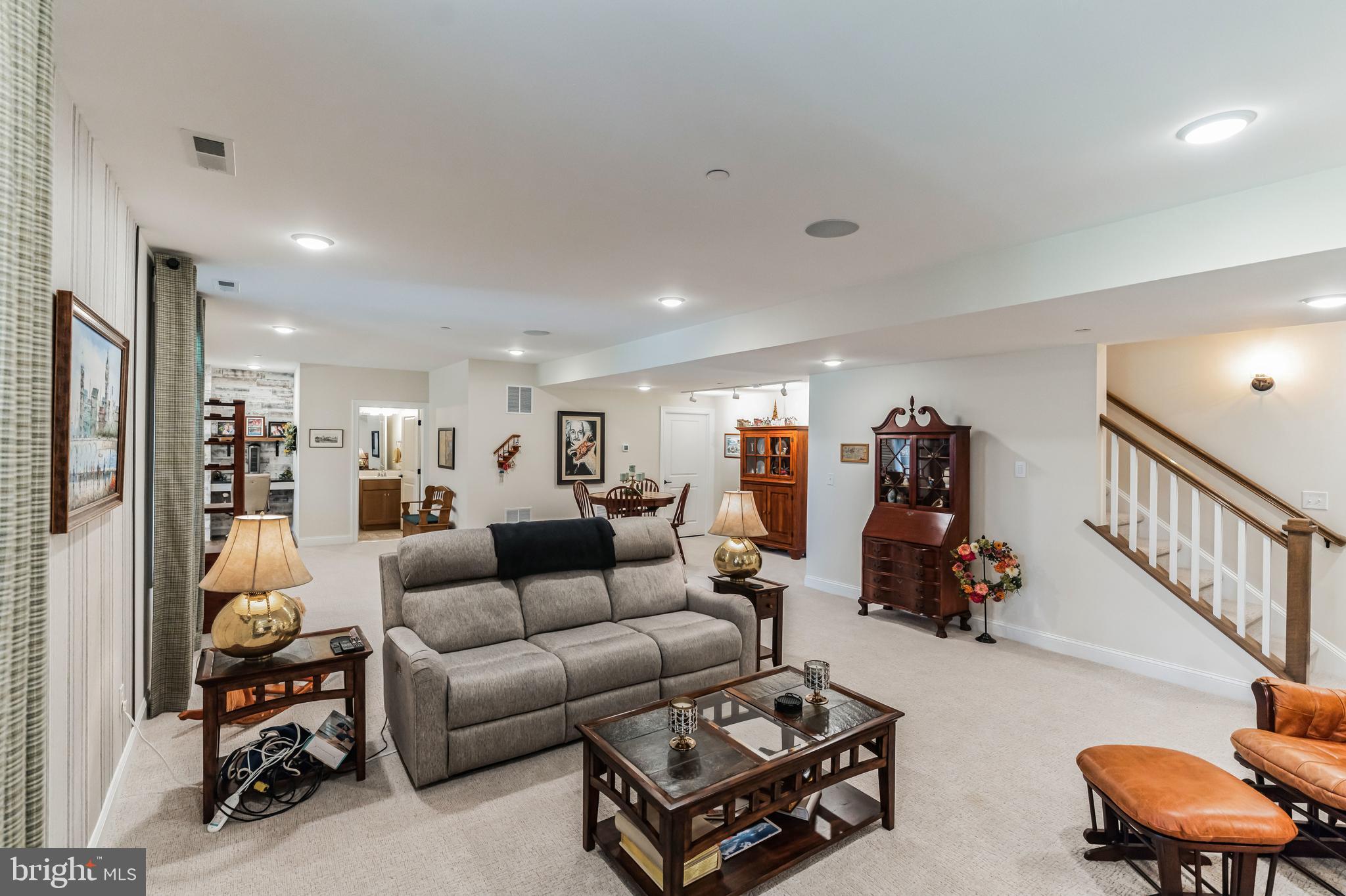 SQUIRES RIDGE - Residential