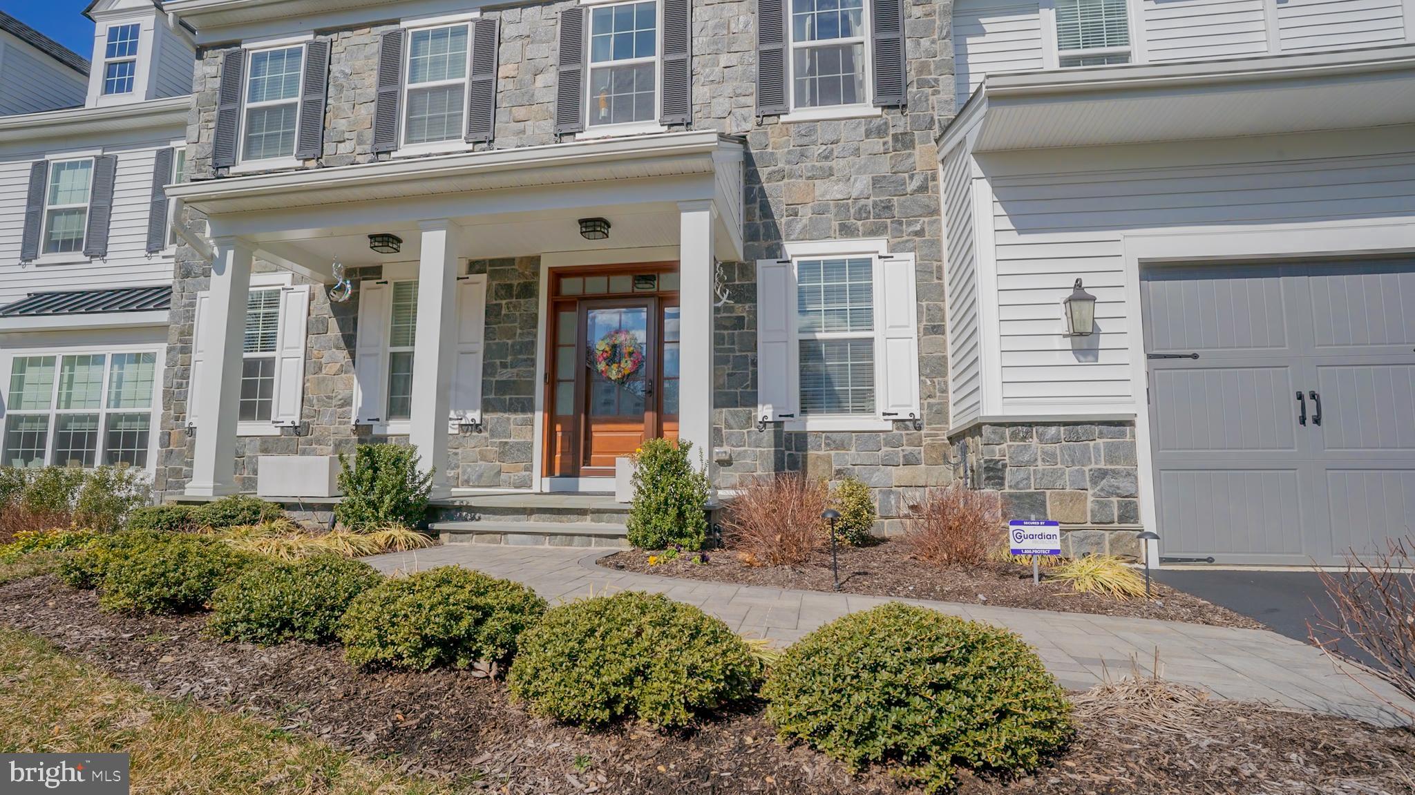 SQUIRES RIDGE - Residential