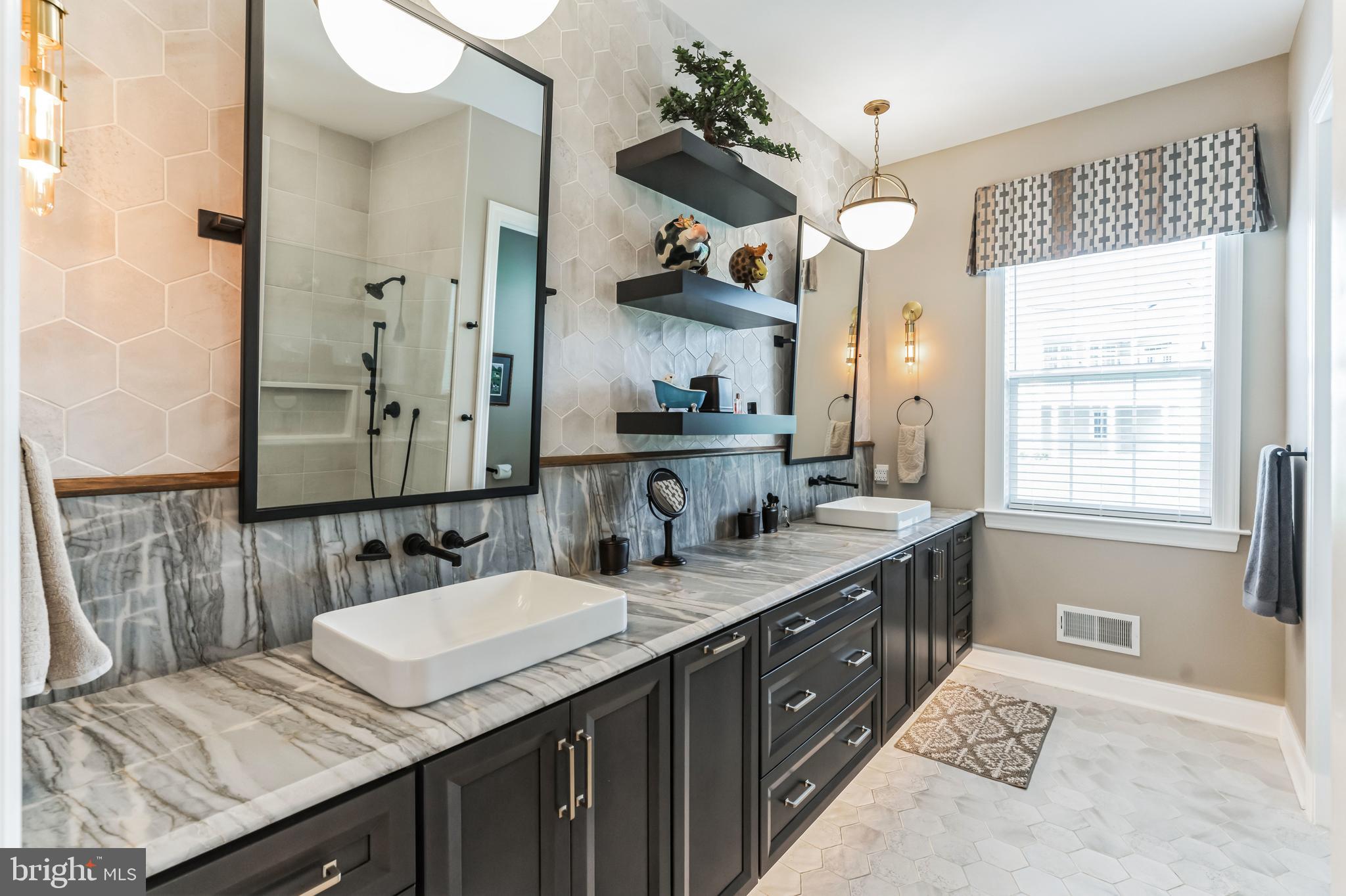 SQUIRES RIDGE - Residential