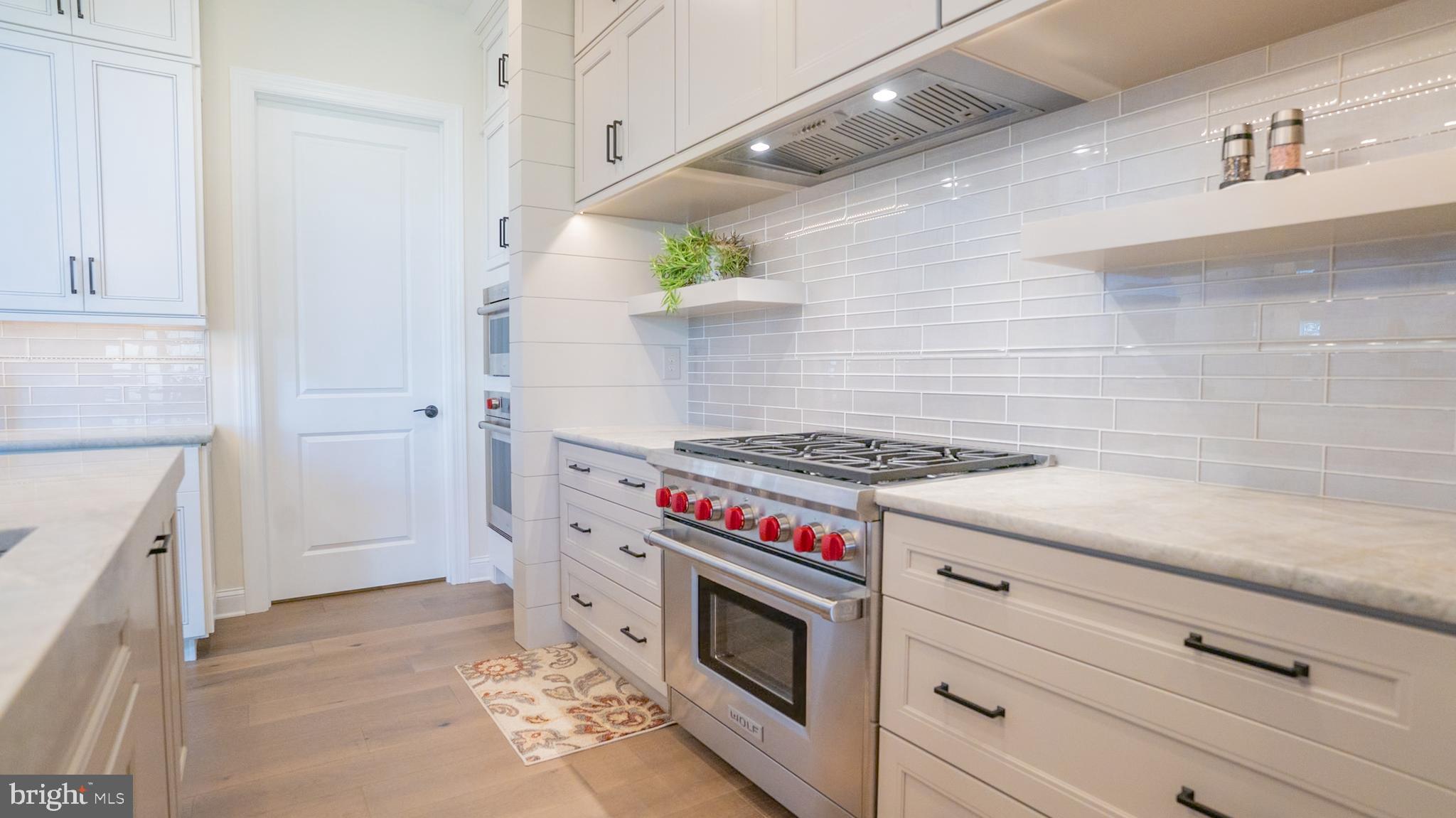 SQUIRES RIDGE - Residential