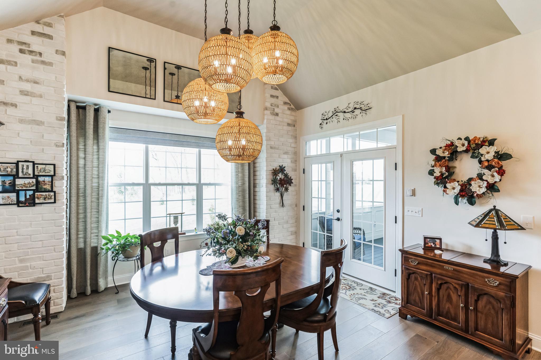 SQUIRES RIDGE - Residential