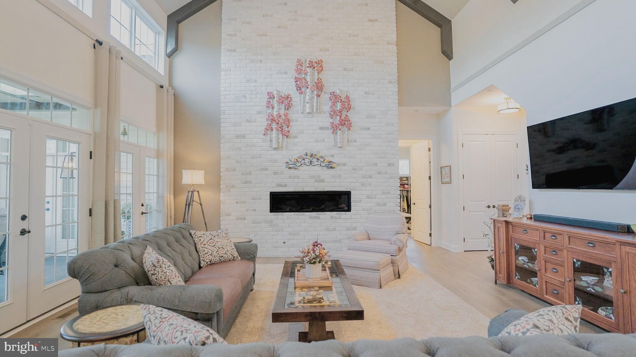 SQUIRES RIDGE - Residential