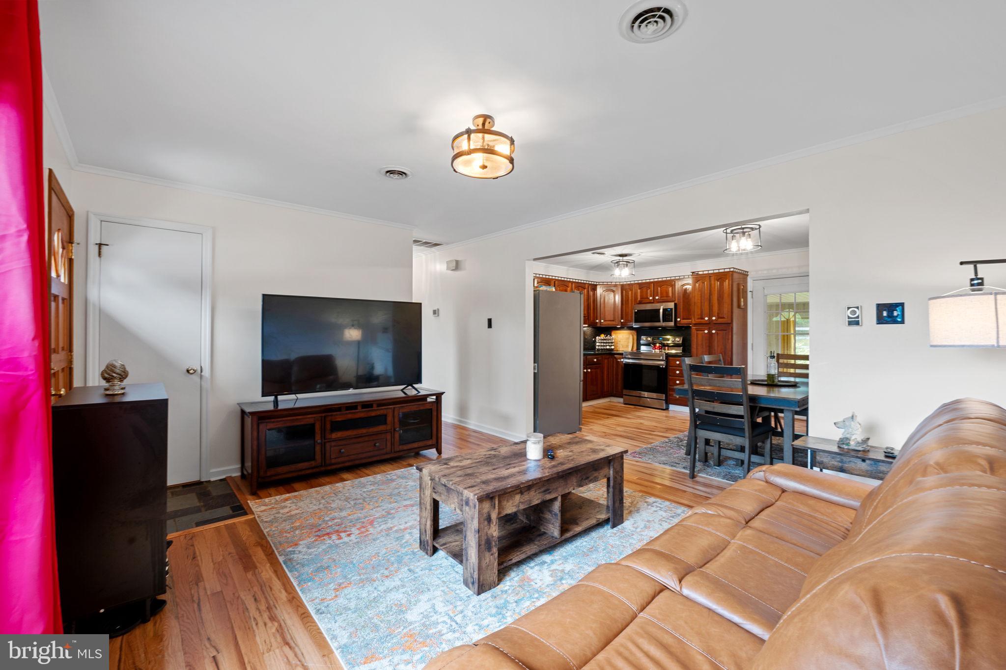 7625 MOUNTAIN LAUREL ROAD