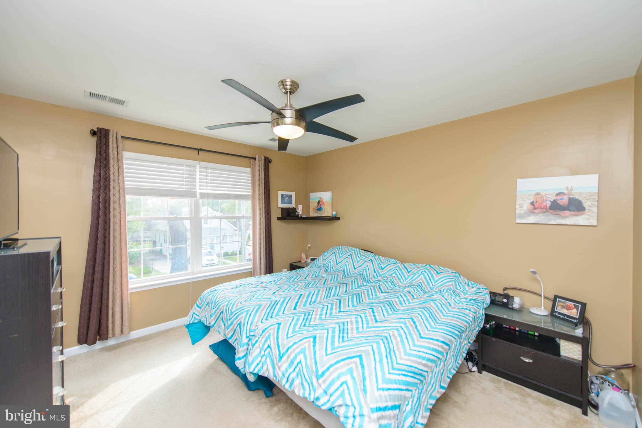 RIVIERA BEACH - Residential