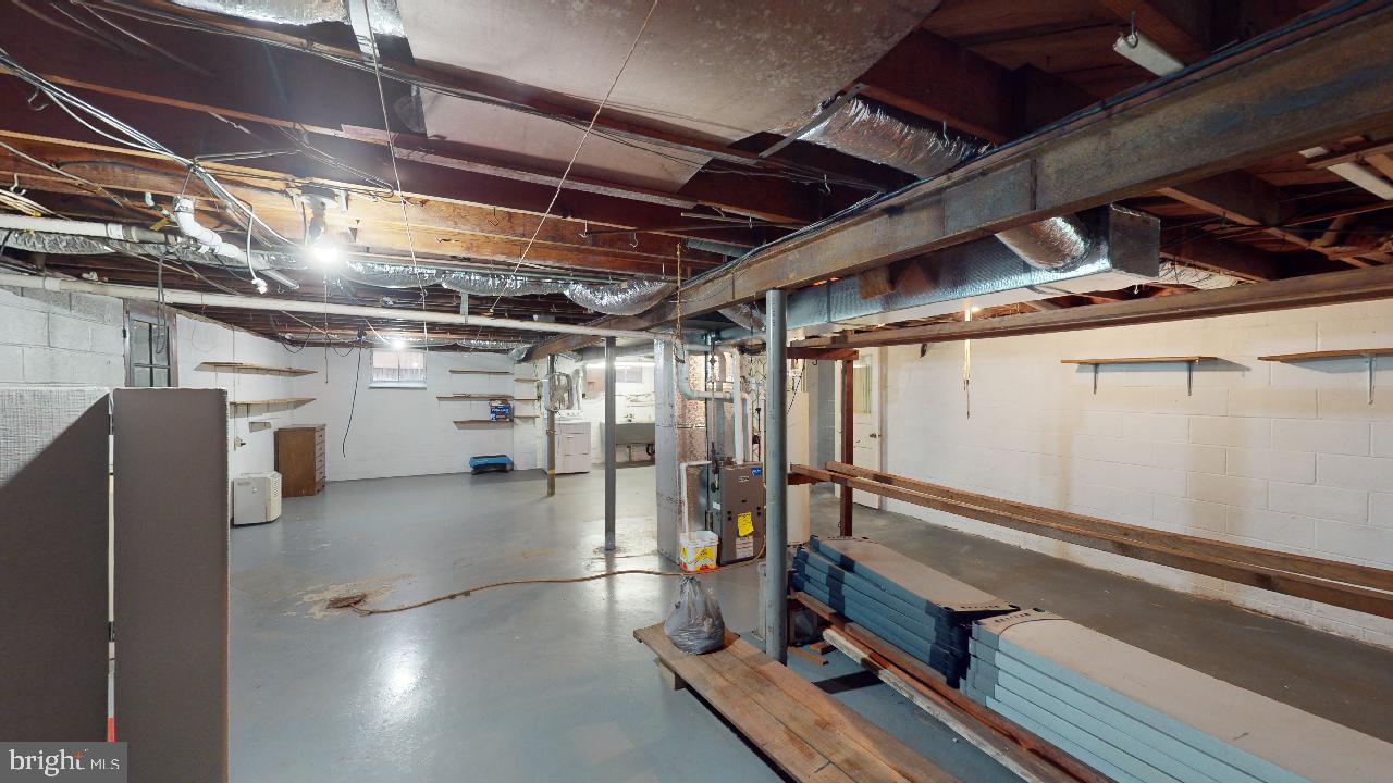 WEST END - Residential