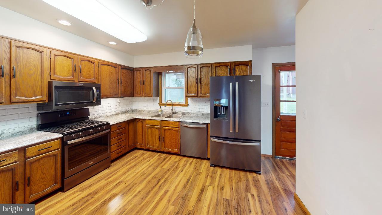 WEST END - Residential