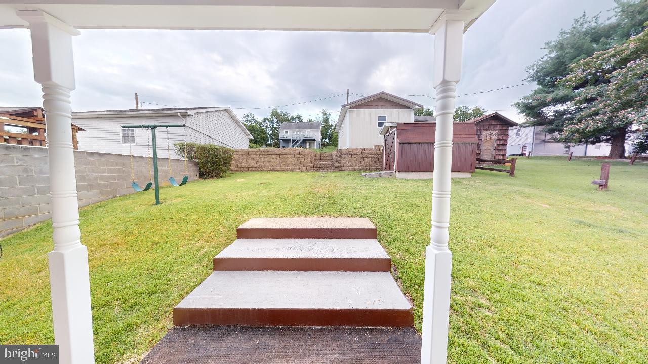 WEST END - Residential