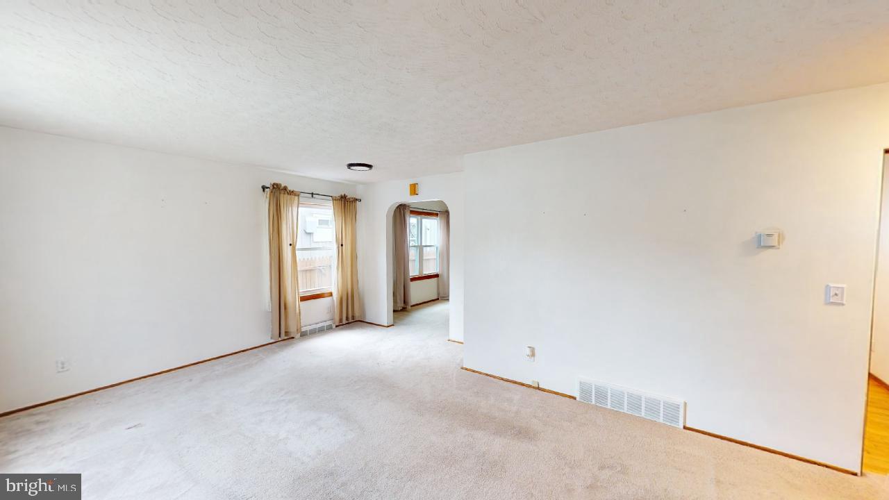 WEST END - Residential