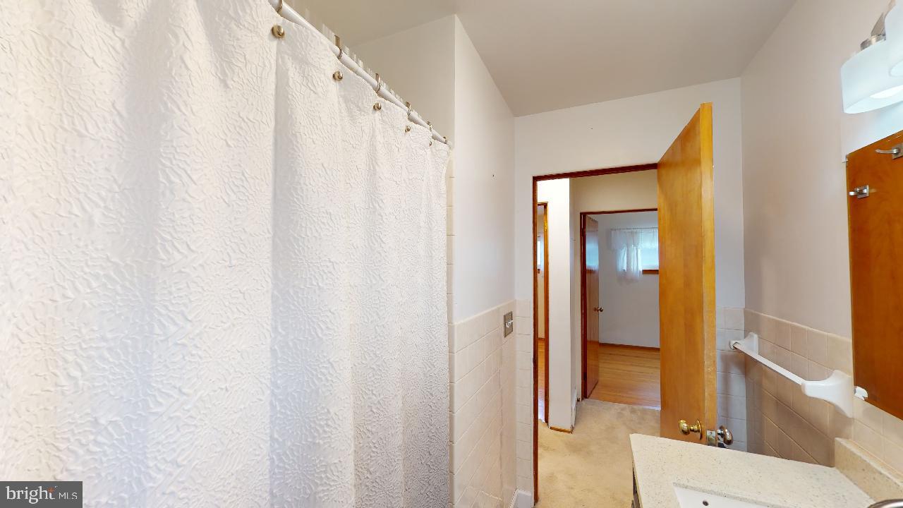 WEST END - Residential