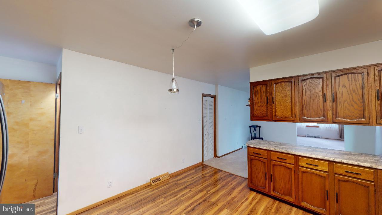 WEST END - Residential