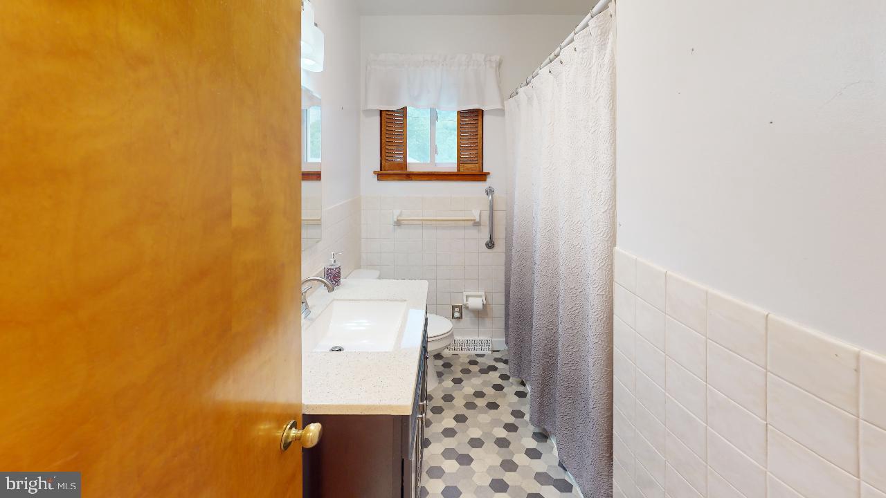 WEST END - Residential