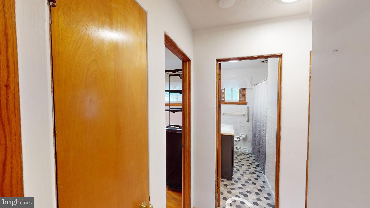 WEST END - Residential