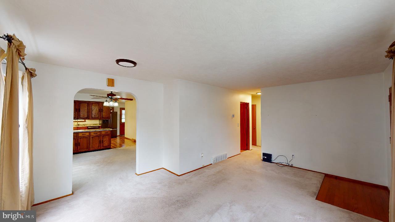 WEST END - Residential