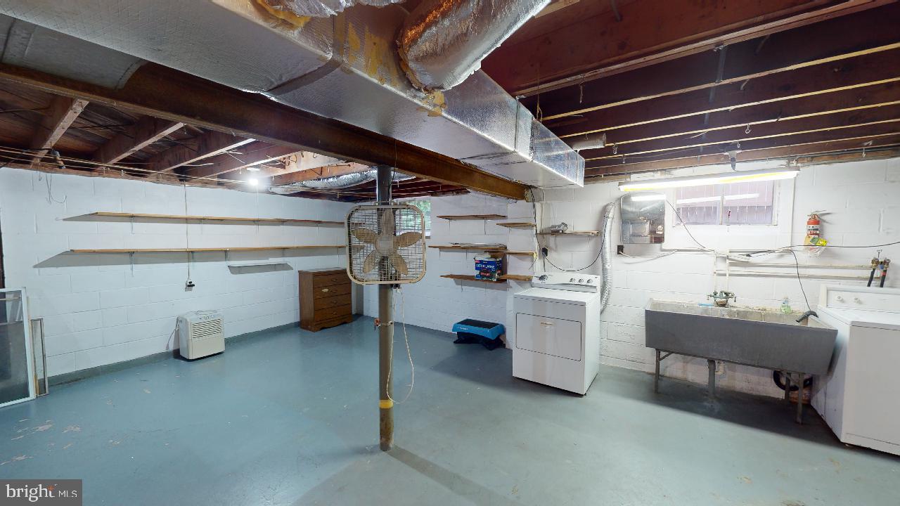 WEST END - Residential