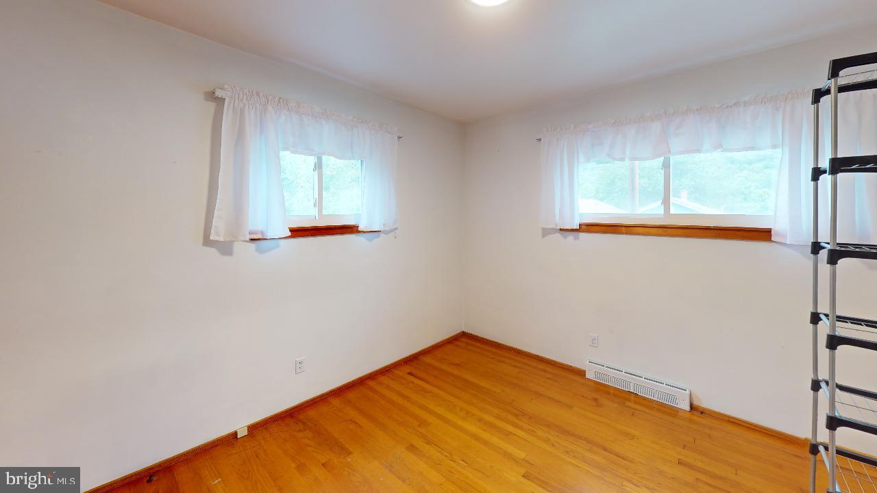 WEST END - Residential