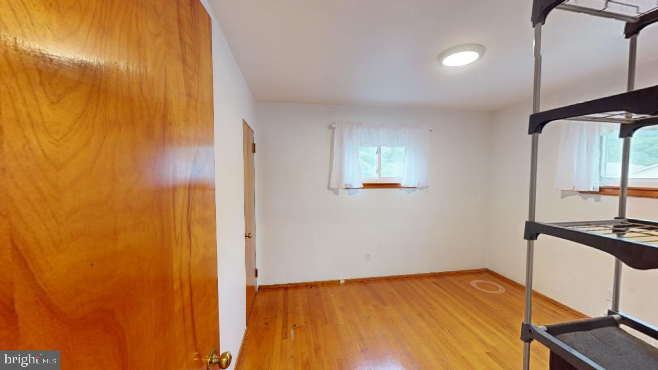 WEST END - Residential