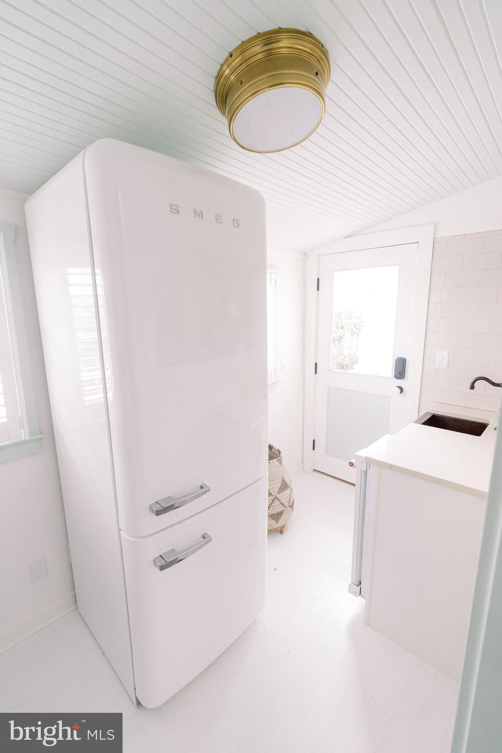 BEACH BOROUGH - Residential