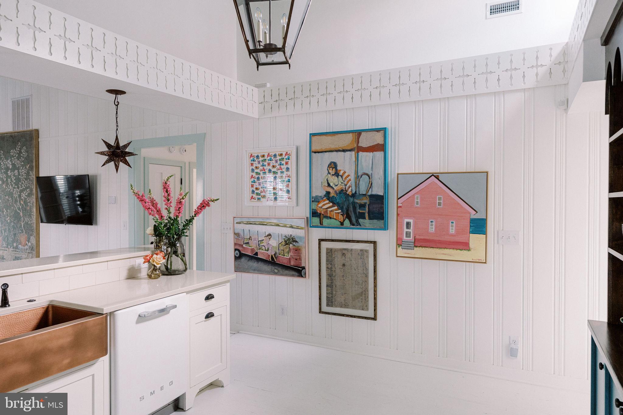 BEACH BOROUGH - Residential