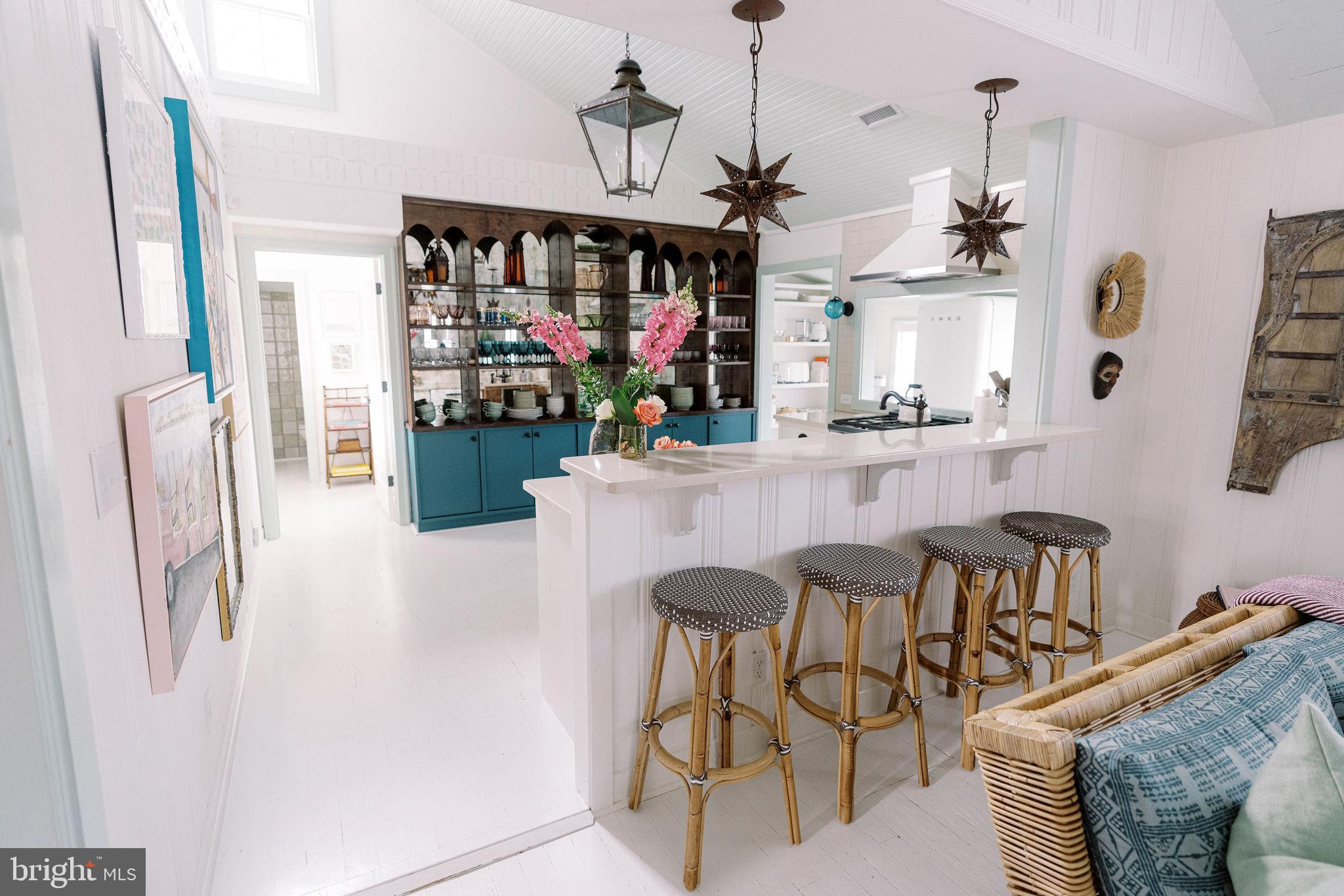 BEACH BOROUGH - Residential