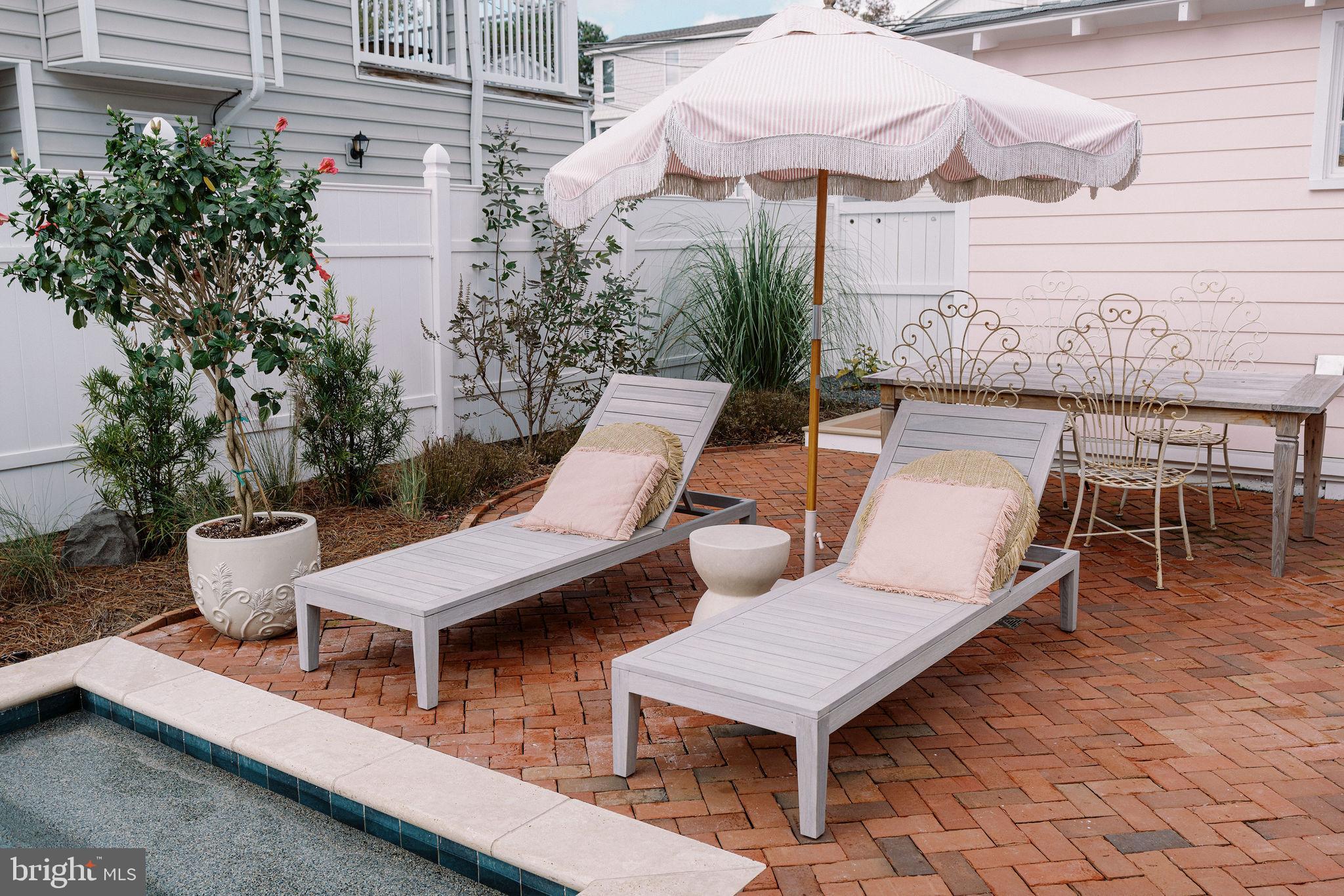 BEACH BOROUGH - Residential