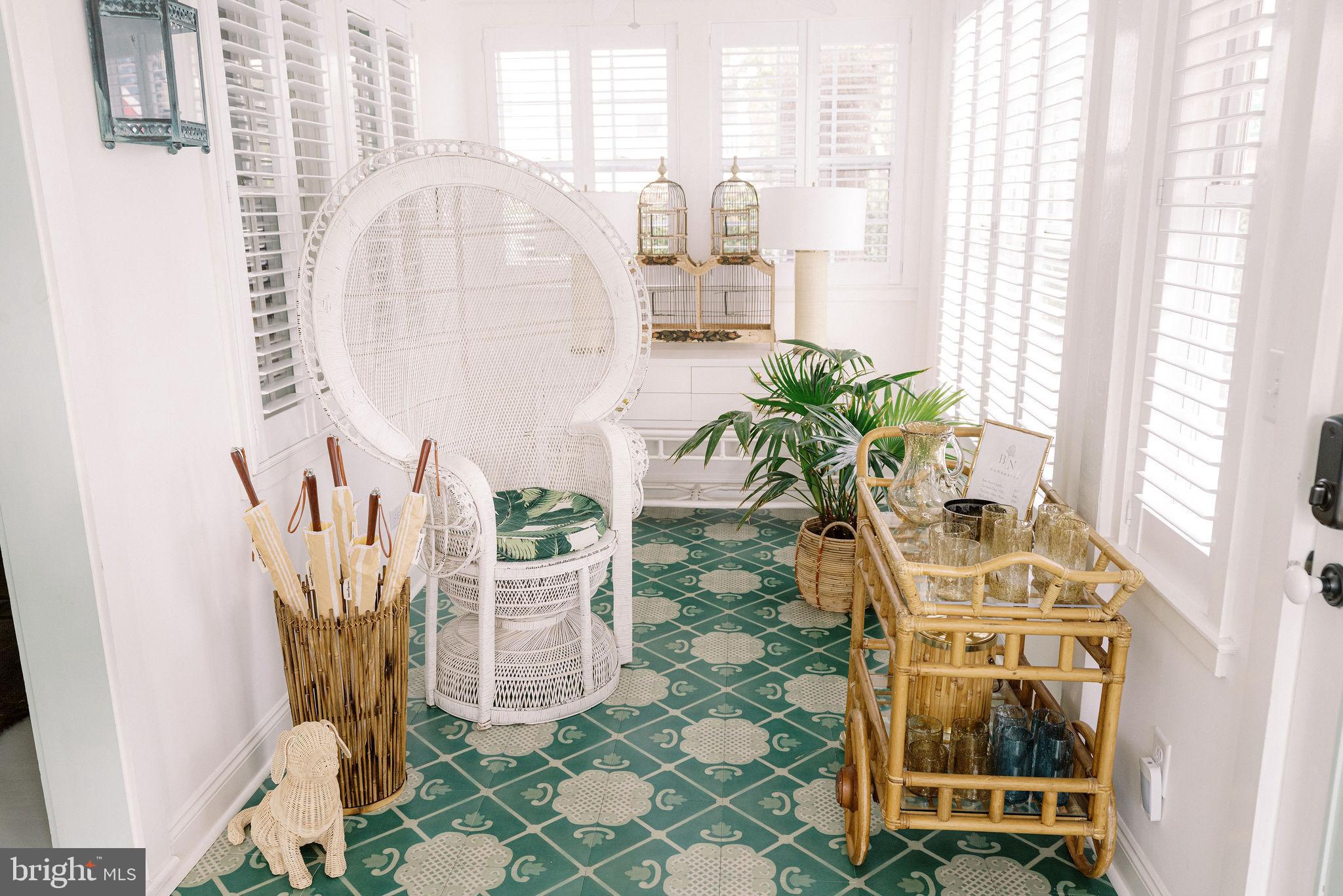 BEACH BOROUGH - Residential