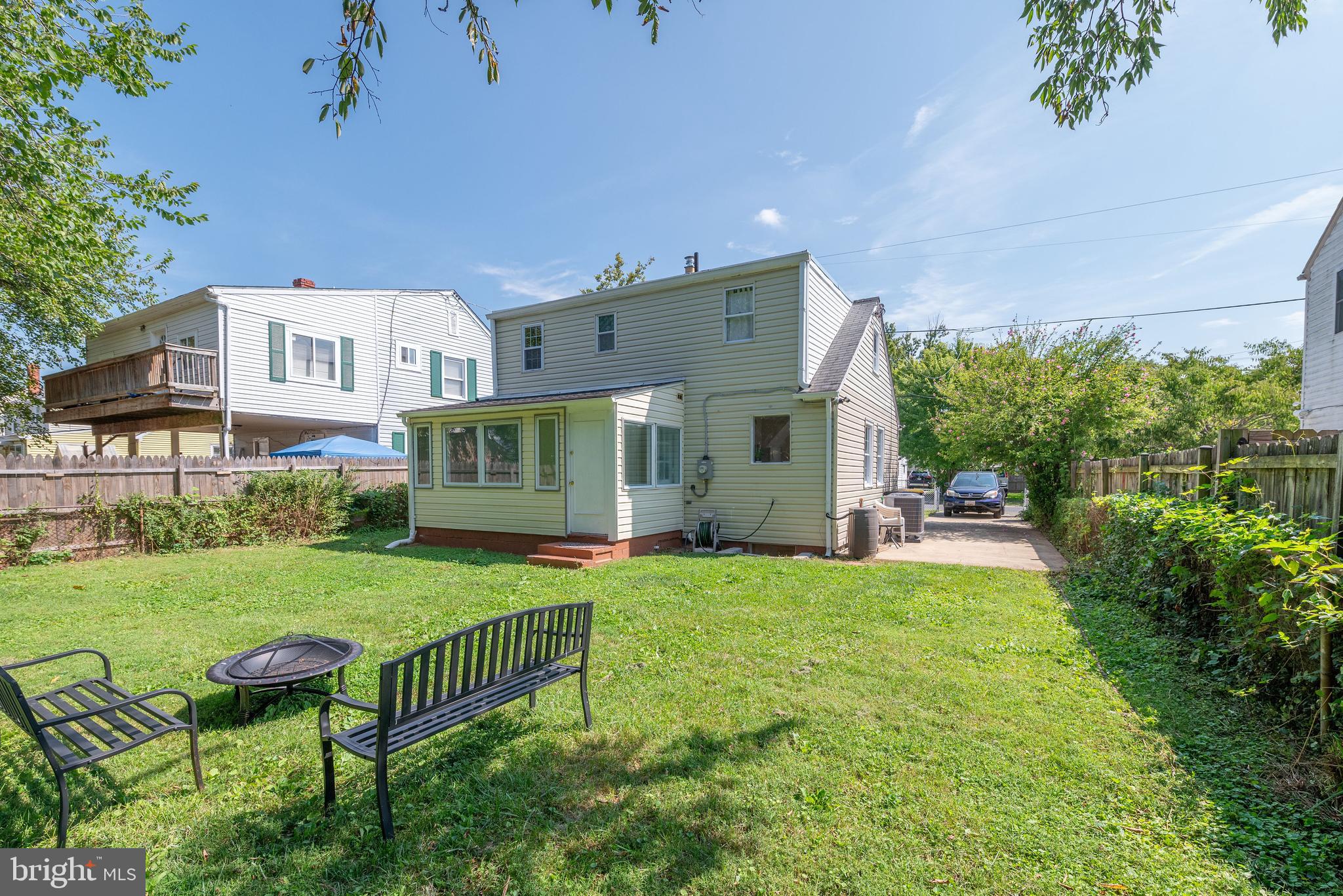 GREEN MEADOWS - Residential