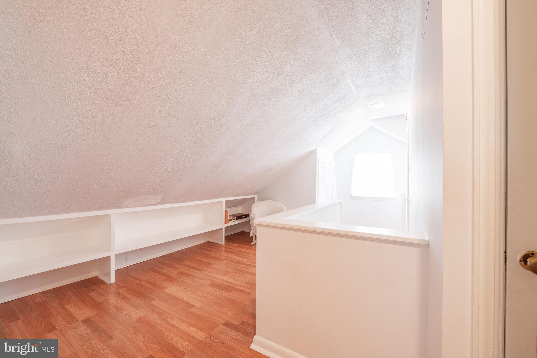 GREEN MEADOWS - Residential