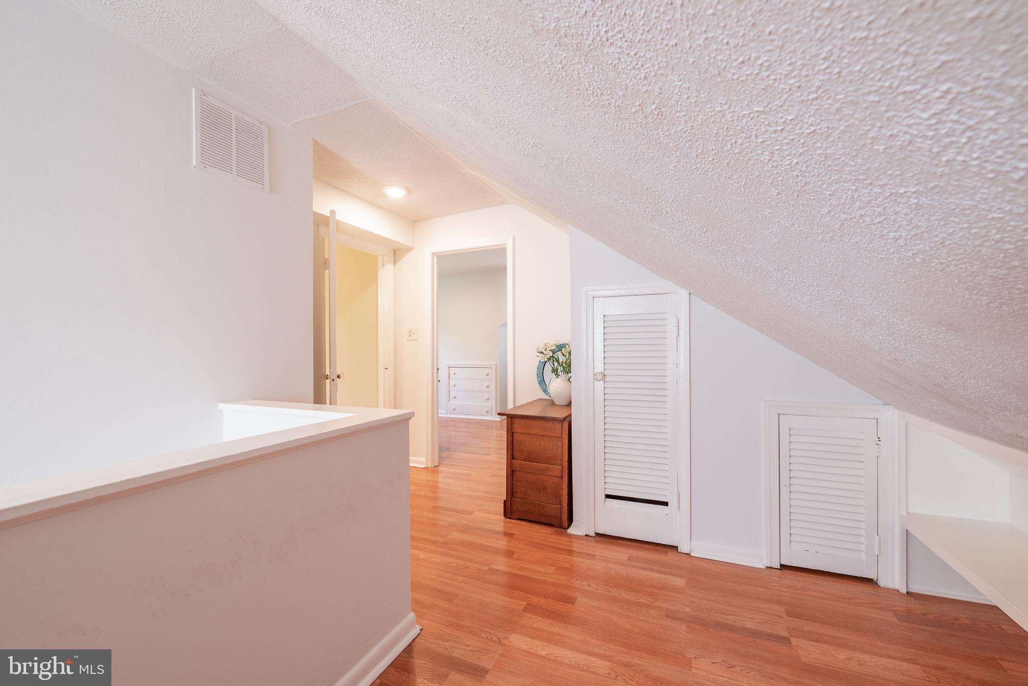 GREEN MEADOWS - Residential