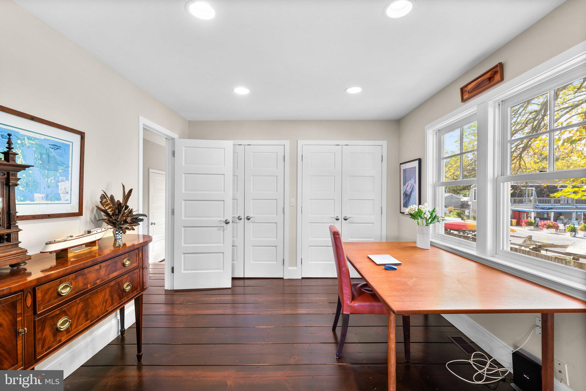 MANHATTAN BEACH - Residential