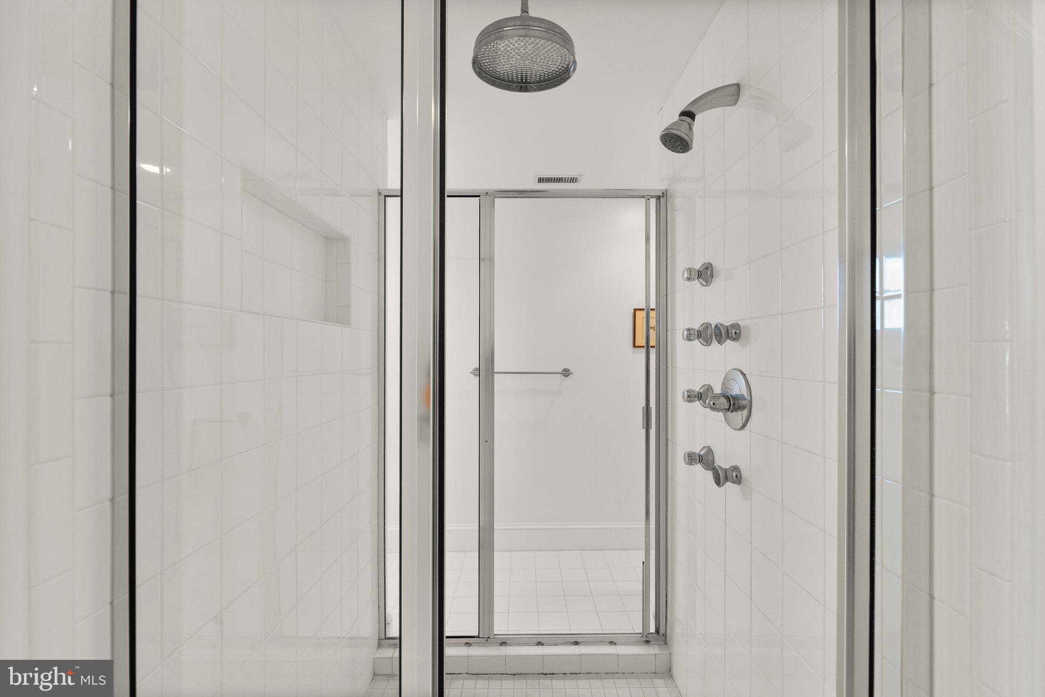 MANHATTAN BEACH - Residential