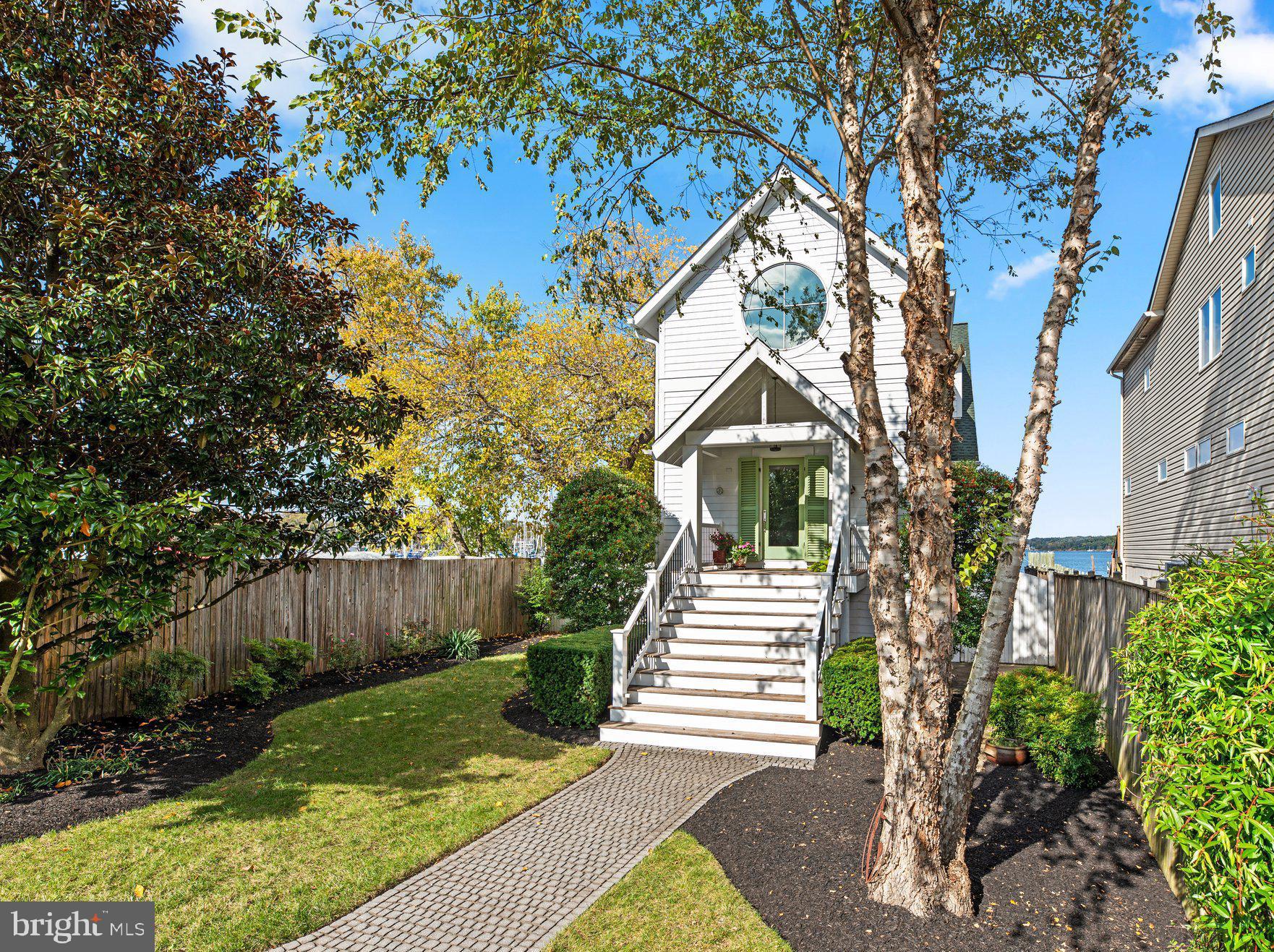 MANHATTAN BEACH - Residential