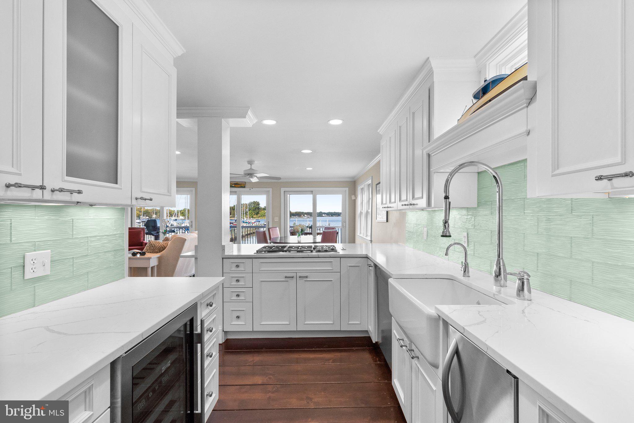 MANHATTAN BEACH - Residential