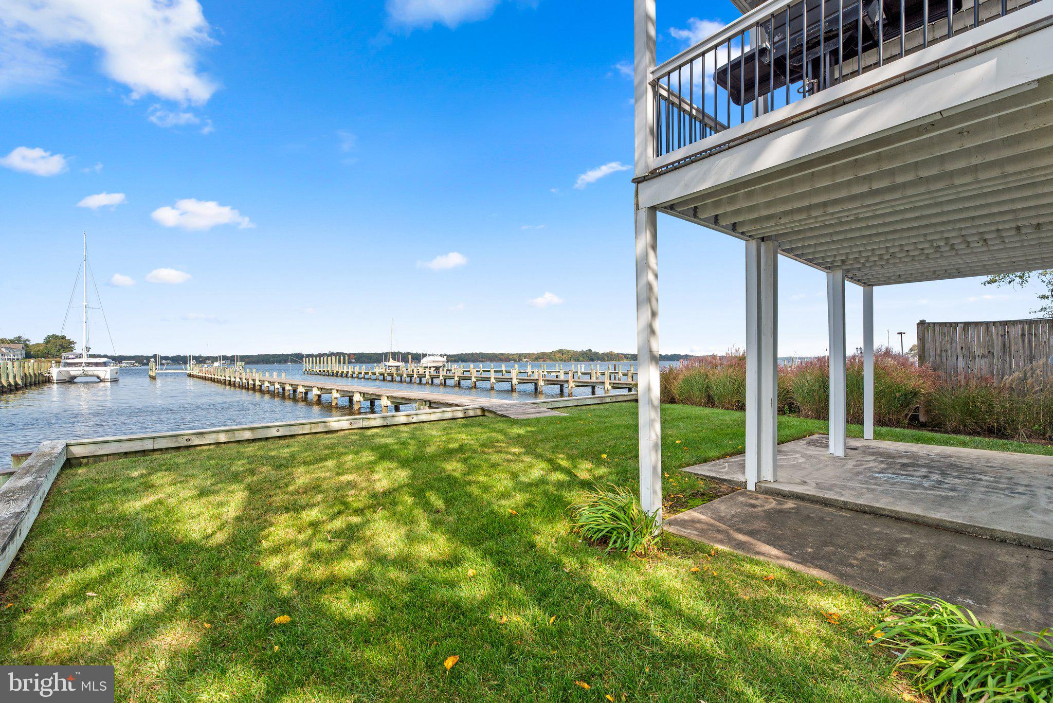 MANHATTAN BEACH - Residential