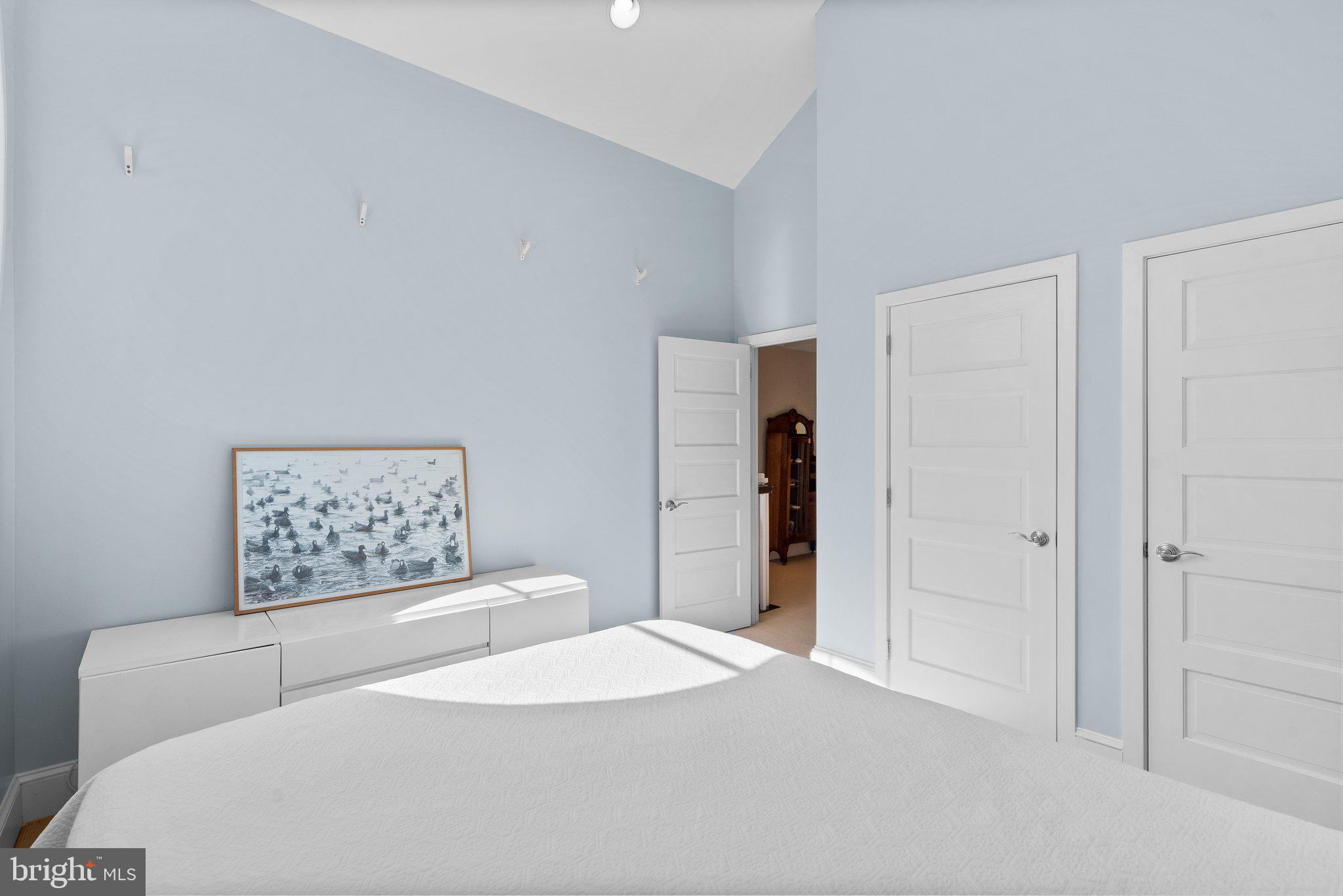 MANHATTAN BEACH - Residential