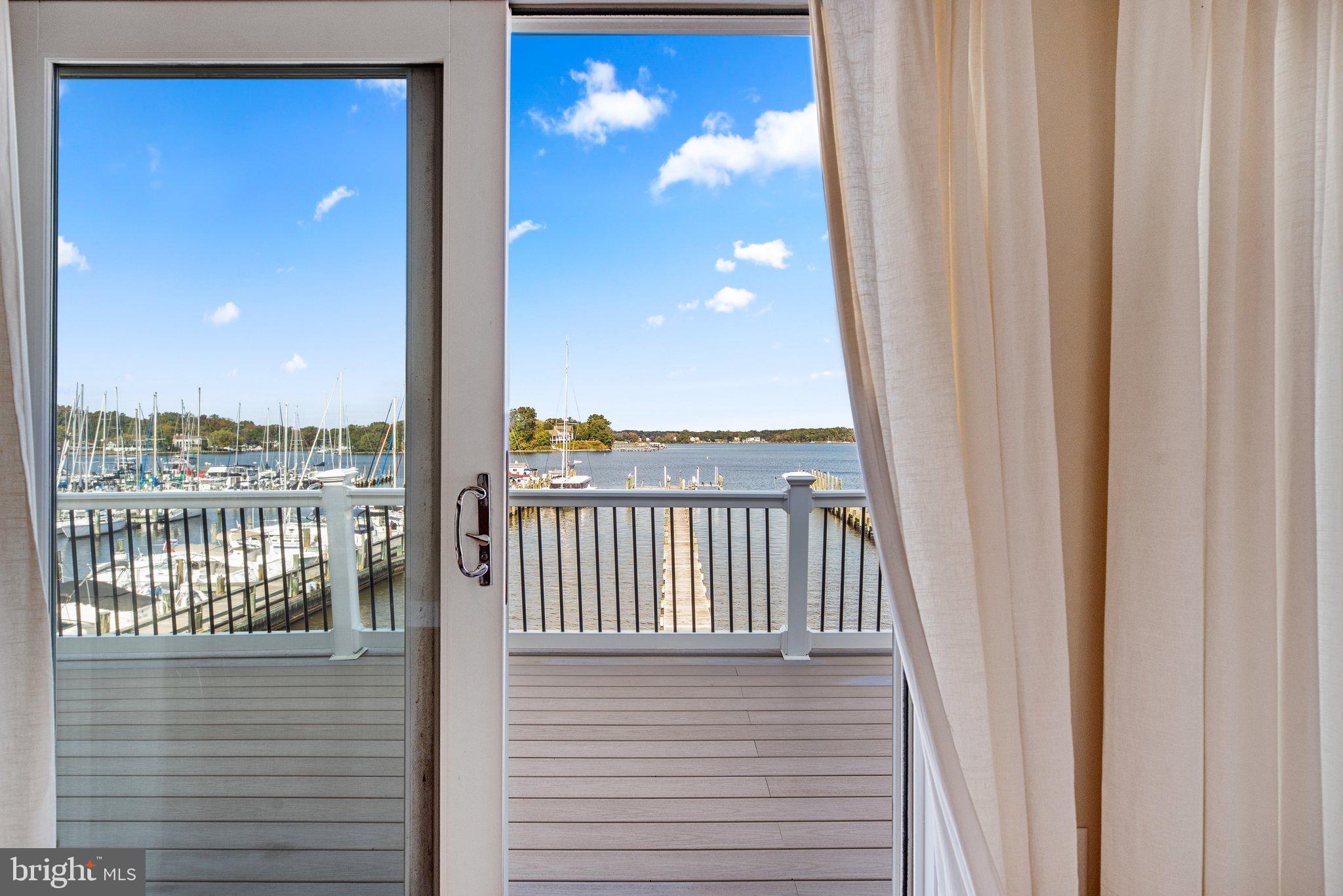 MANHATTAN BEACH - Residential