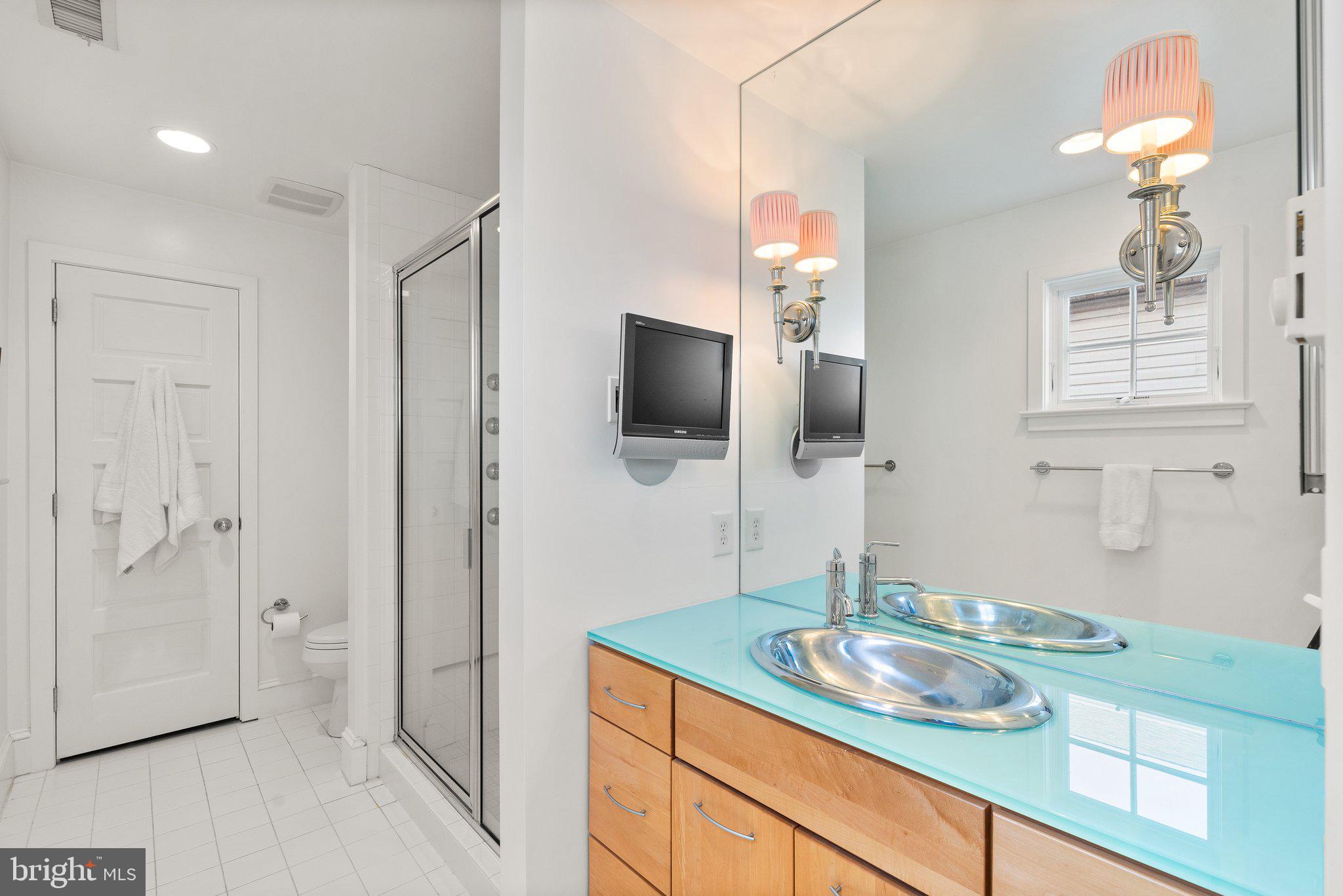 MANHATTAN BEACH - Residential