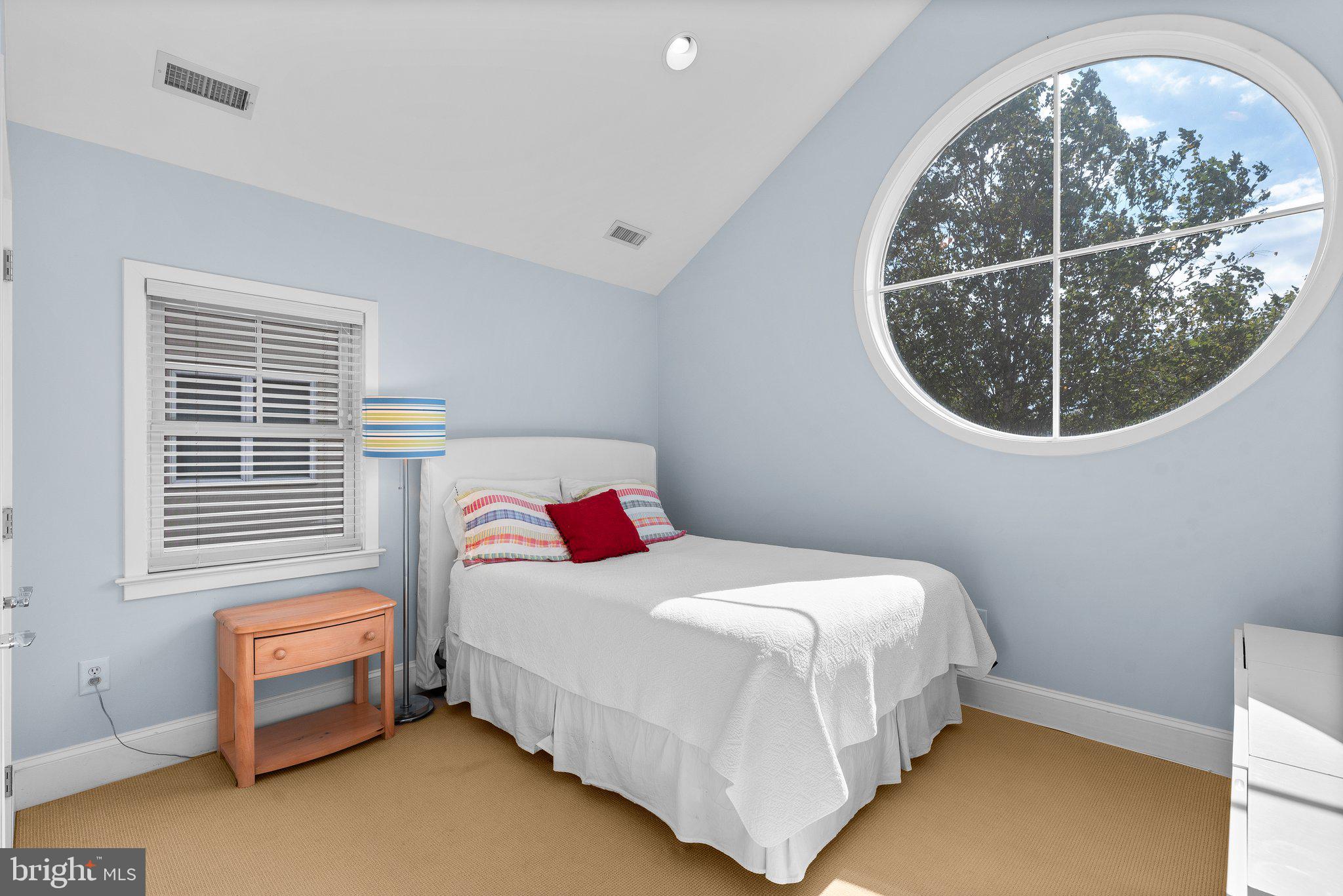 MANHATTAN BEACH - Residential