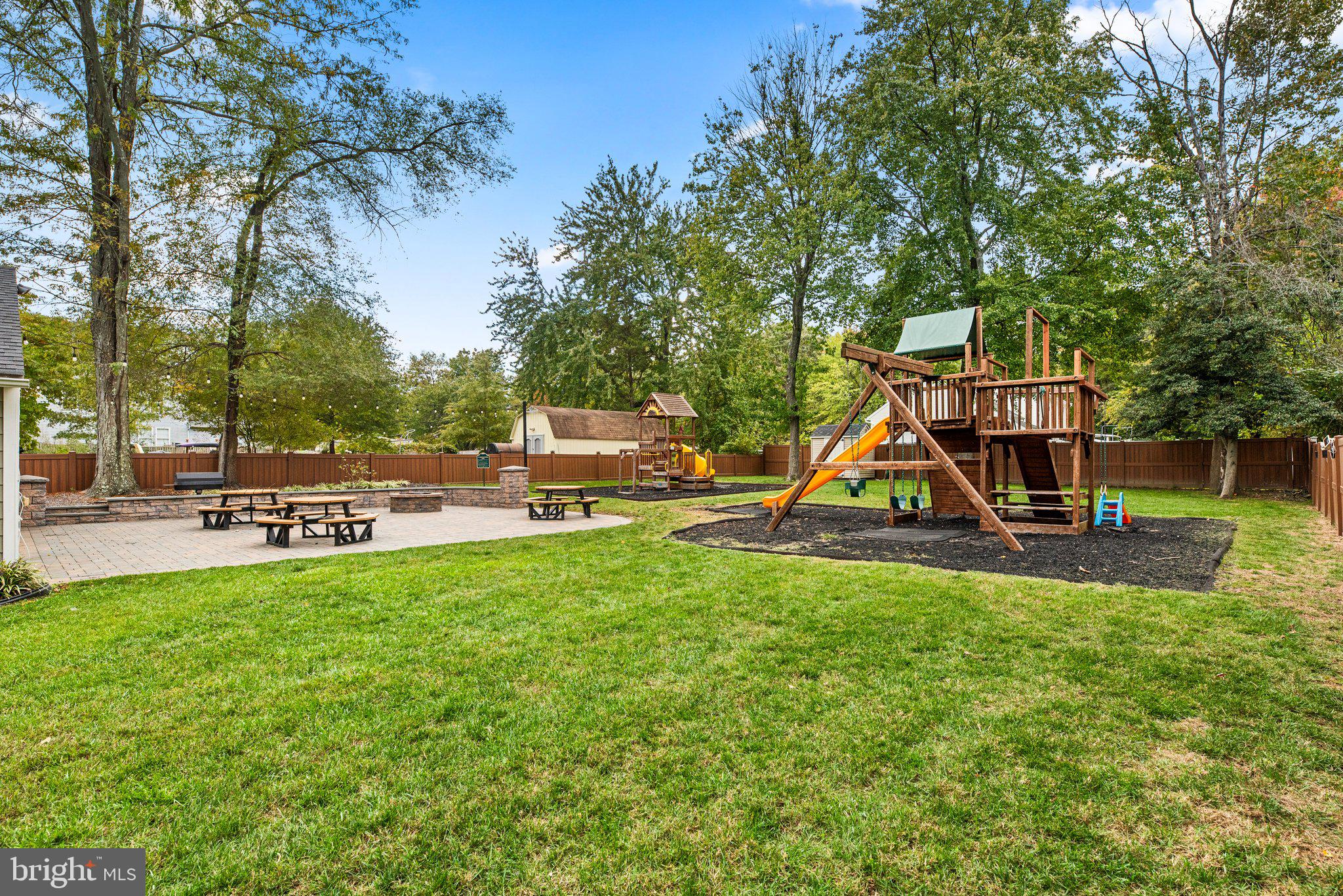 MANHATTAN BEACH - Residential