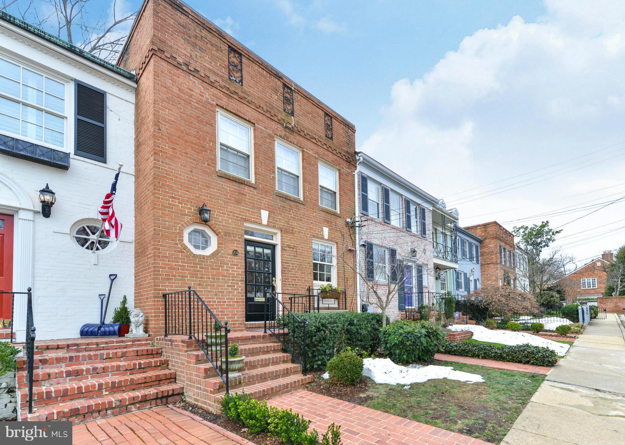 YATES GARDENS - Residential