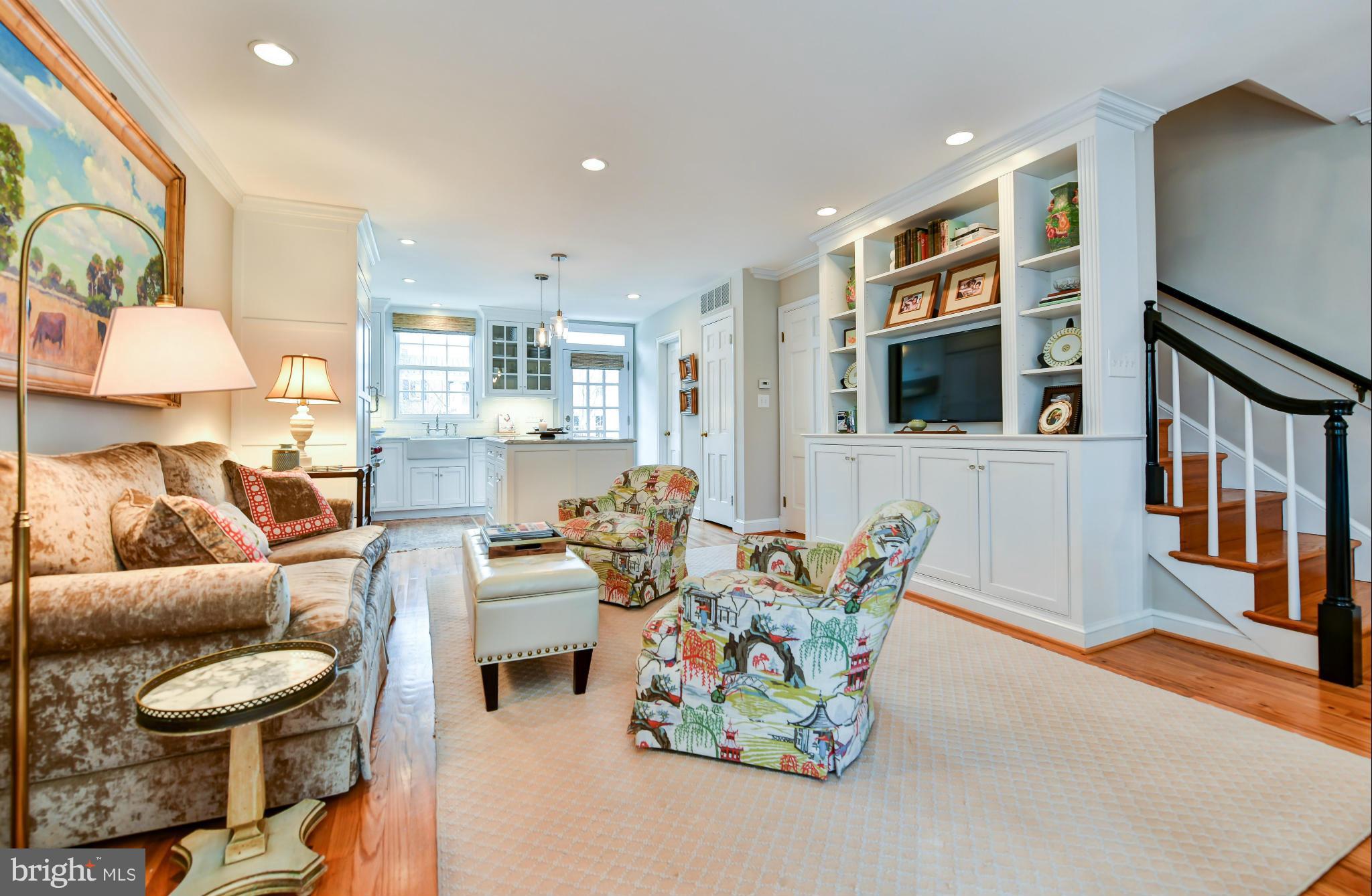 YATES GARDENS - Residential