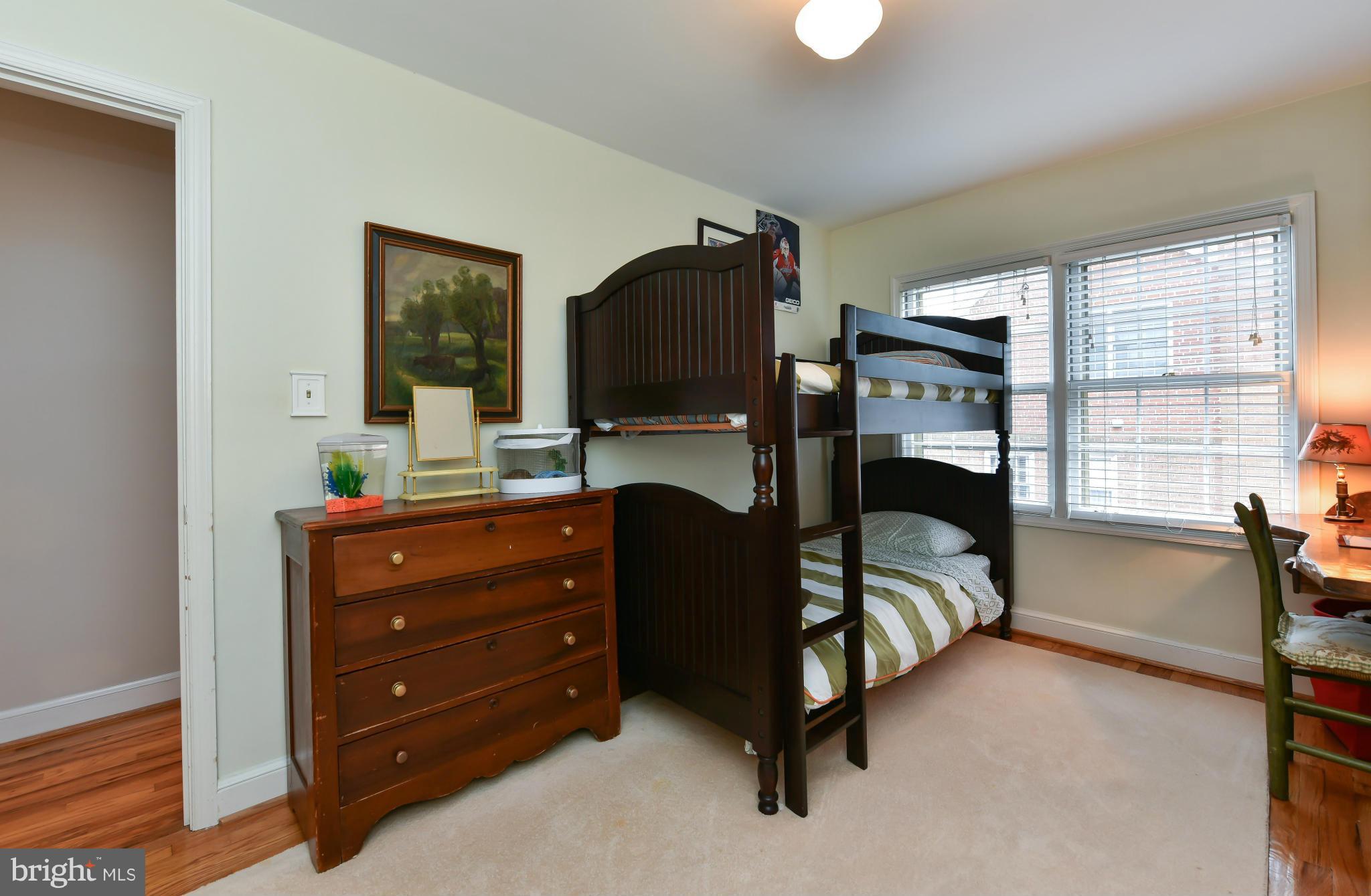 YATES GARDENS - Residential