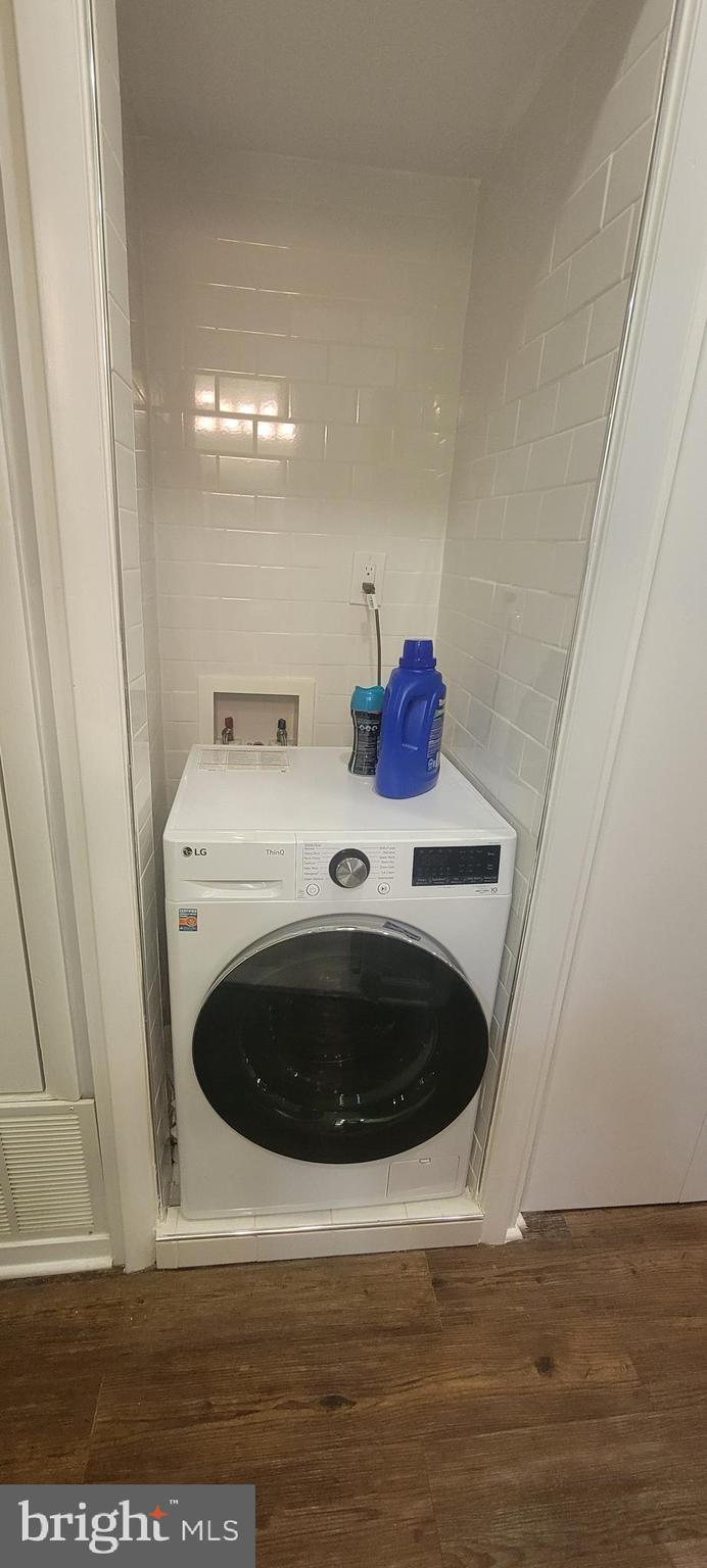 GARDENS AT OWINGS MILLS - Residential Lease