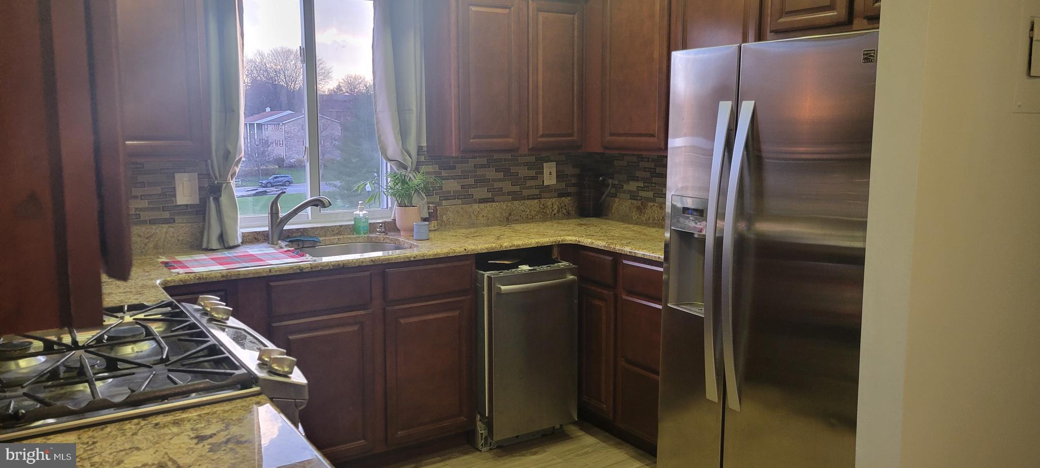 GARDENS AT OWINGS MILLS - Residential Lease