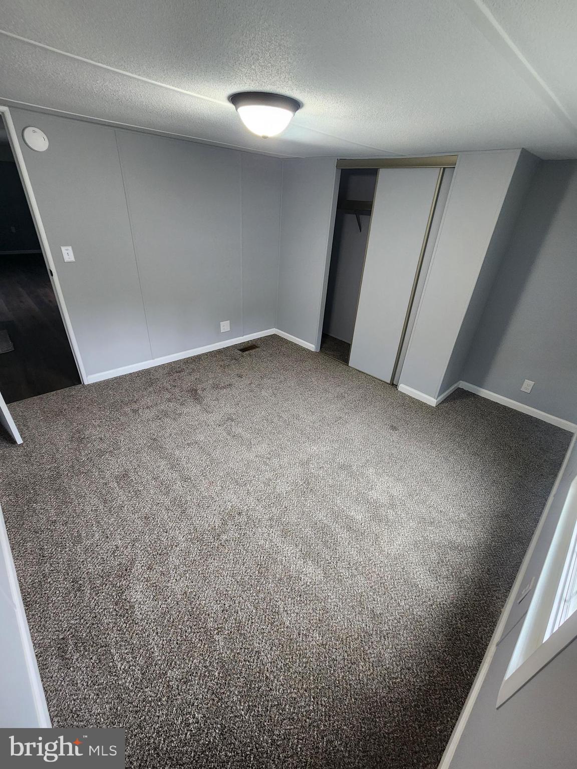 43 HAZELWOOD DR