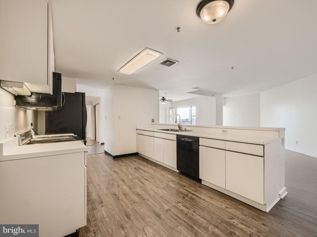 HARBOR EAST - Residential Lease