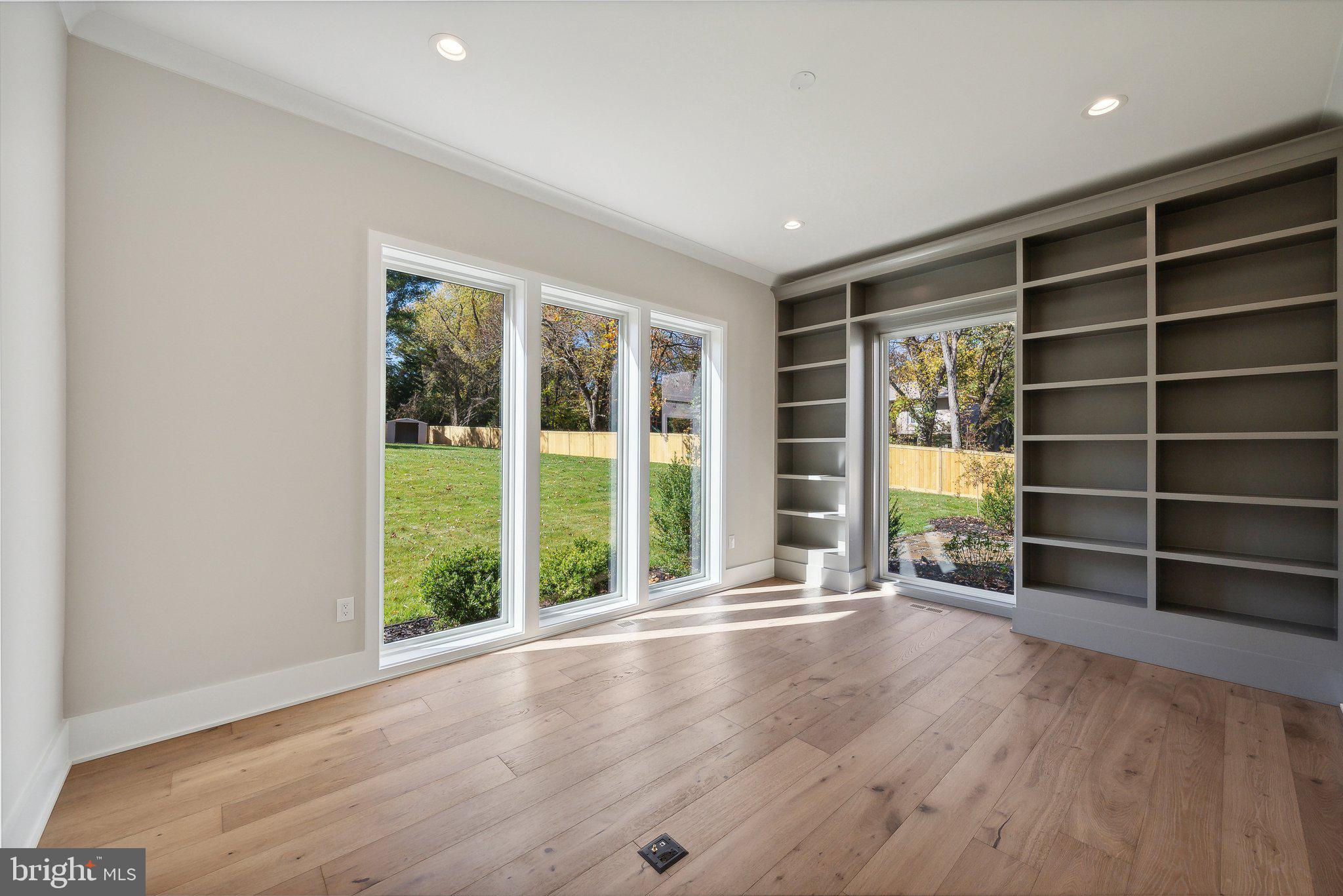 WILLERBURN ACRES - Residential