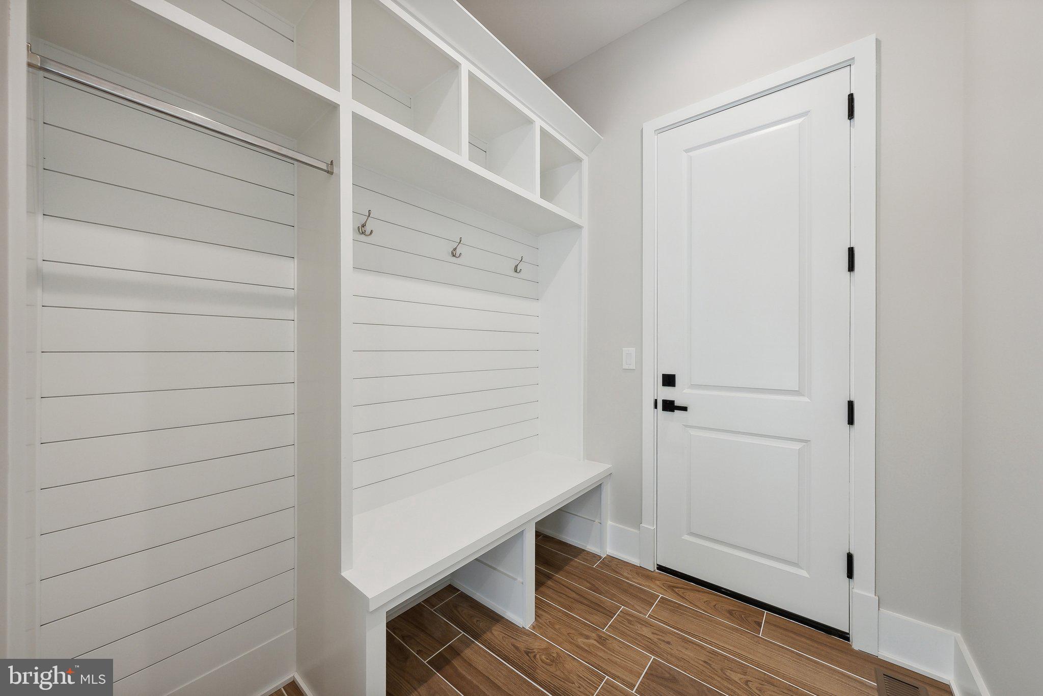 WILLERBURN ACRES - Residential