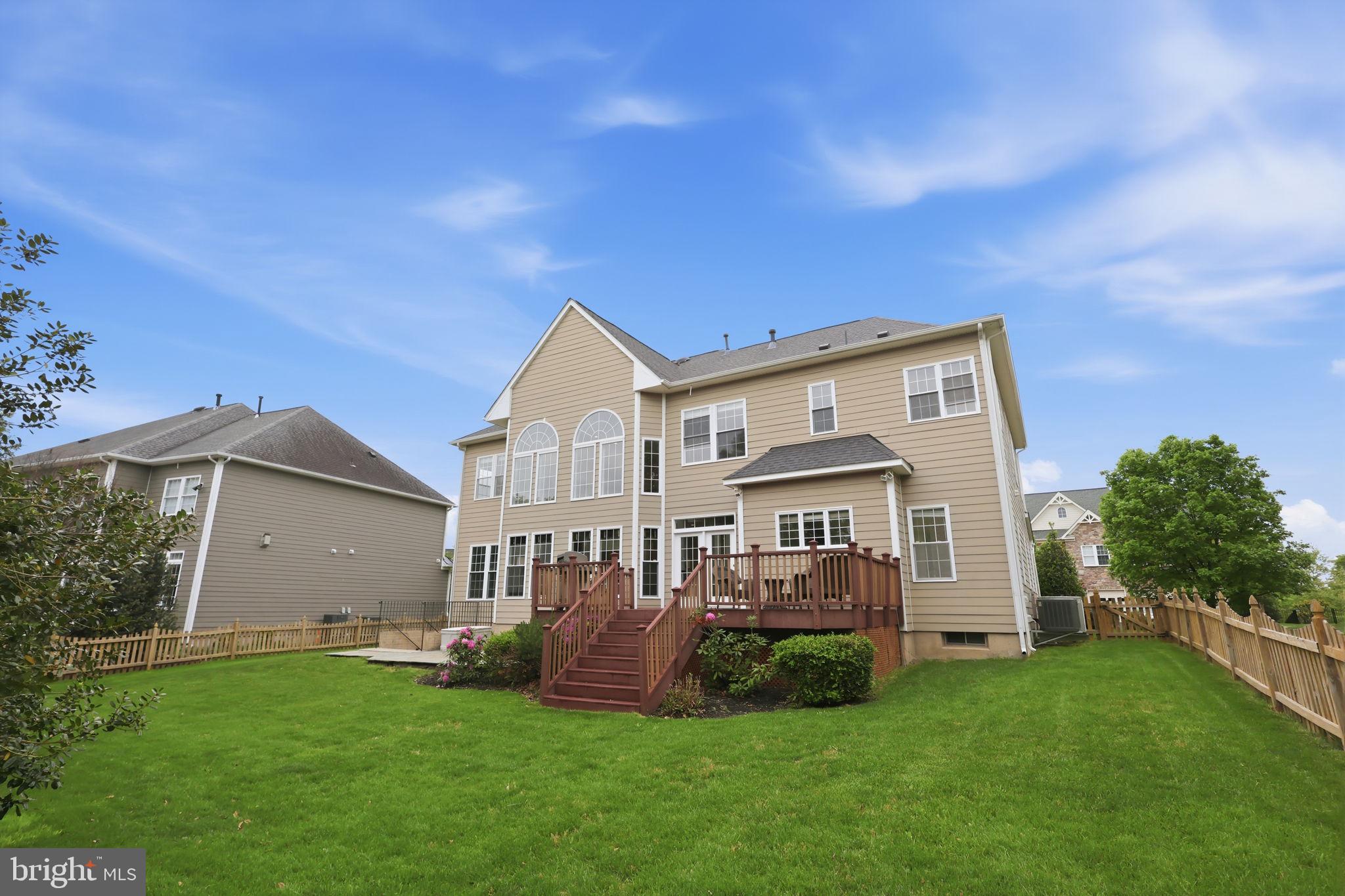 BROADLANDS SOUTH - Residential