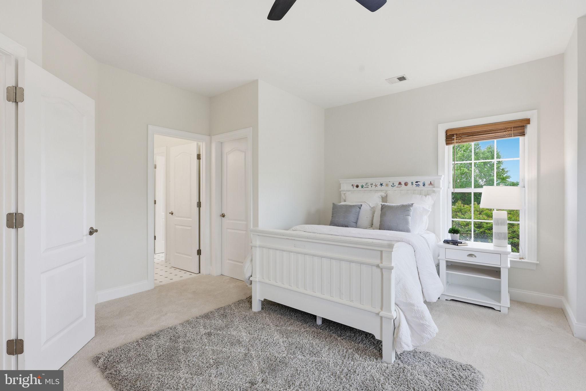 BROADLANDS SOUTH - Residential